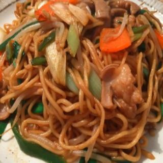 Tallarines Fritos De La Casa