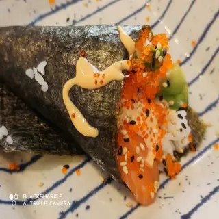 46 Temaki Atún Picante (1 Pza.)