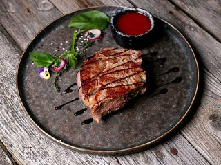 Стейк з яловичини (100g)