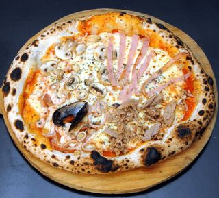 Pizza 4 Saisons (Sauce tomate)