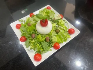 Antipasta burrata