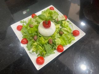 Antipasta burrata