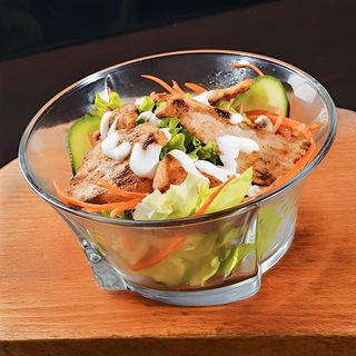 Salata sa pilećim mesom