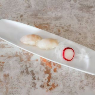 189 Nigiri De Pez Escolar (2 Pzs.)