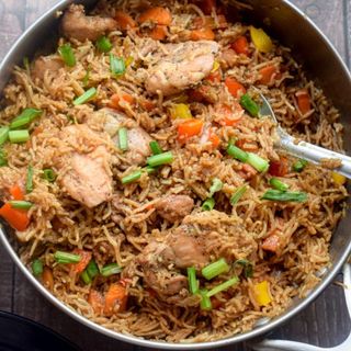 CHINA POT WITH CHOICE PROTEIN