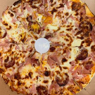 16. Pizza Montecarlo (40 Cm.)