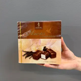 Dulces tipo suflé llamados ‘Leche de pájaro’