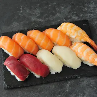 Bandeja 4 Sushi (10 Uds.)