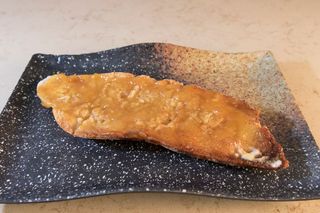 Tostadas De Mantequilla Y Mermelada De Melocotón (Media)