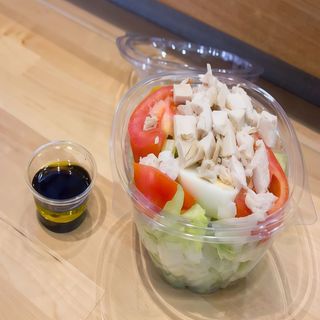 Ensalada casera Cokoc Corral