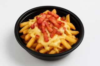 Pomfrit, piletina, kačkavalj