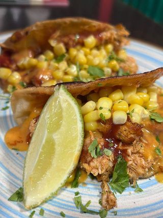 Pileći tacosi + churrosi sa Nutellom + Coca-Cola Zero