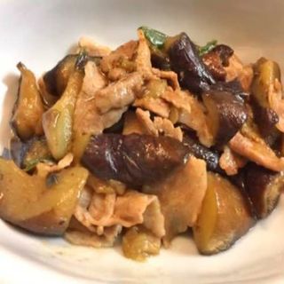 Pollo Con Brote De Bambú Y Setas Chinas