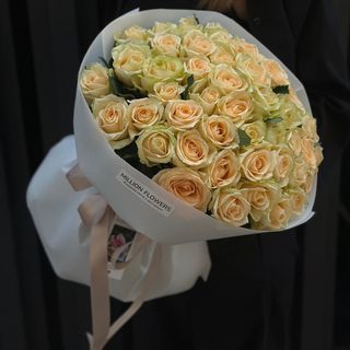 49 кремових троянд Піч Аваланч 