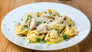 Tortellinni cu carne de pui