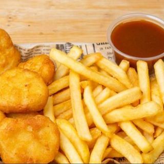 Nuggest+Patatas