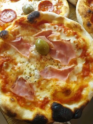 Pizzetta tonda prosciutto