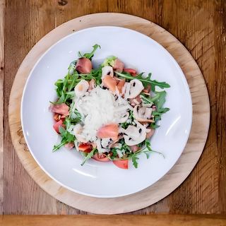 Ensalada mar y montañas