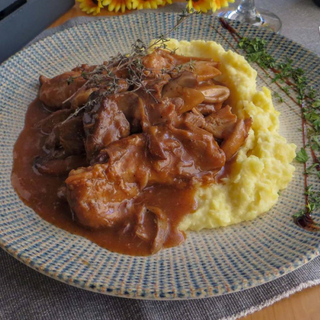 Свински джолан с манатарка и печен сос ( 520гр.)