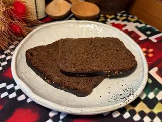 Хліб темний (50g)