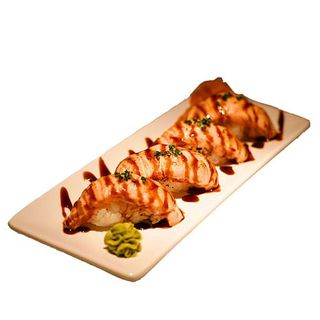 32.Yaki Sushi (4 Uds.)