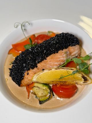 Стейк з лосося