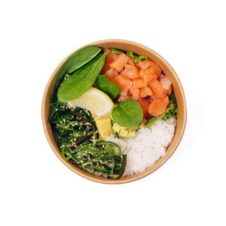 Поке з лососем