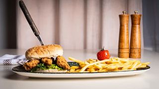 D Burger de crispy pui 620g