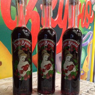 Пʼяна вишня 0,5(ліпша львівська настоянка)