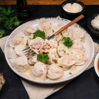 Pielmieni z cielęciną (15 szt.)