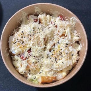 Salade césare coréenne Poulet 