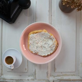 Мекица с родопска смес (140г)