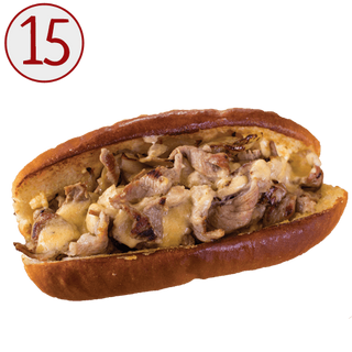 Сандвич Cheese Steak + пържени картофки (300г)