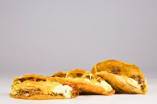 Tacos Birria con Consome