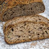 Hogaza Multiharinas  (Aprox. 950 Gr.)