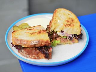 Мелт з тунцем (380g)