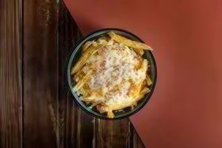 Cartofi Prajiti cu Branza Capra