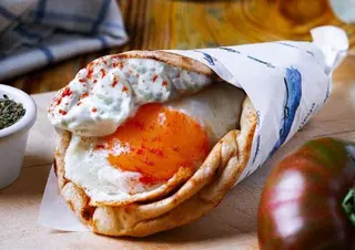 Souvlaki De Hamburguesa Con Un Toque Picante
