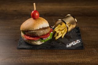 Punjena pljeskavica 300gr