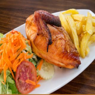 Menú medio pollo broaster