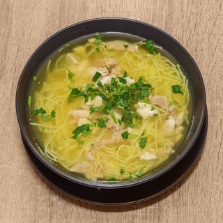 Supa de pui cu taitei