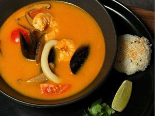 TOM YAM З МОРЕПРОДУКТАМИ (400g)