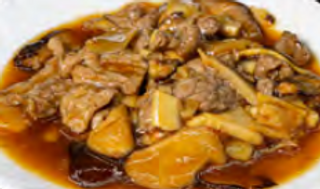 67 Manzo con bambu e funghi