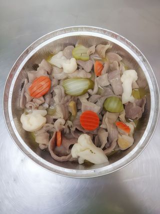 Lombinhos de Porco na Frigideira c/ Pickles