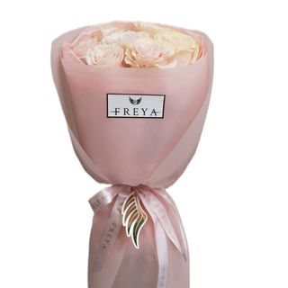 Buchet 7 trandafiri Pink Mondial