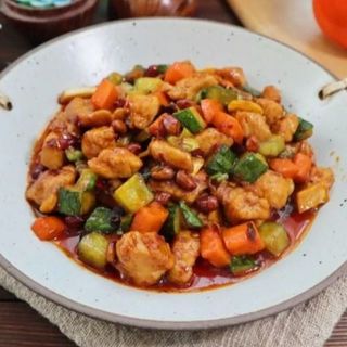 Pollo Kungpao 宫保鸡丁
