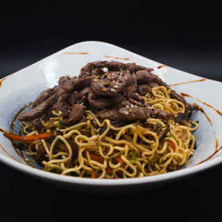 Yakisoba Vegetals y Ternera
