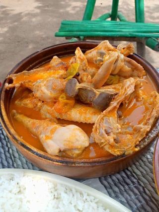 Soupe De Poulet + Attiéké