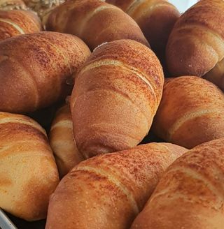 Slane kiflice sa urnebes kulenom