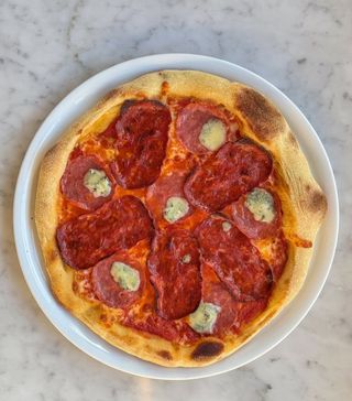 Roberto (salami piccante gorgonzola)